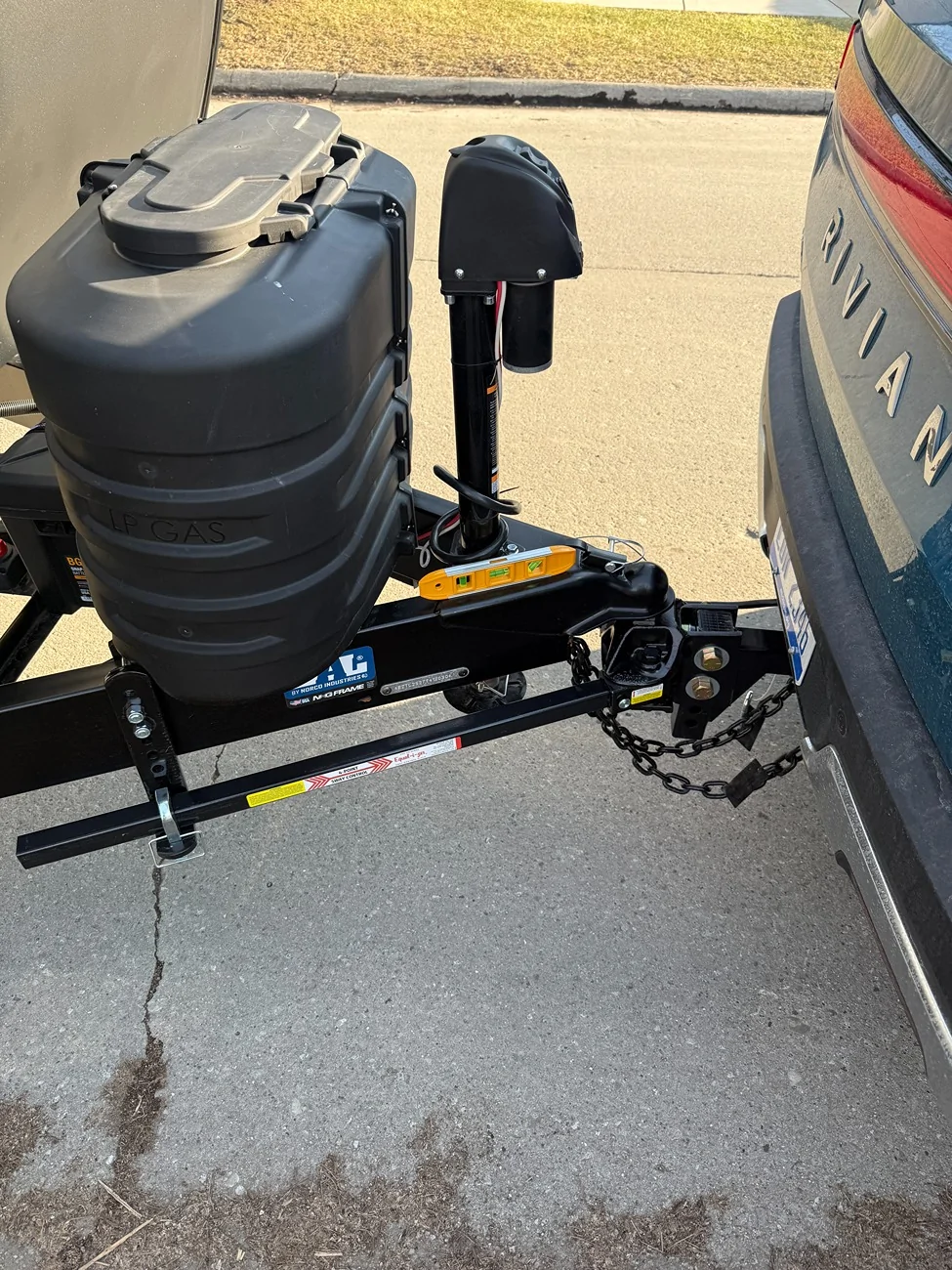 Rivian R1T R1S Towing with Equalizer Hitch - my experience w/ R1T IMG_7447
