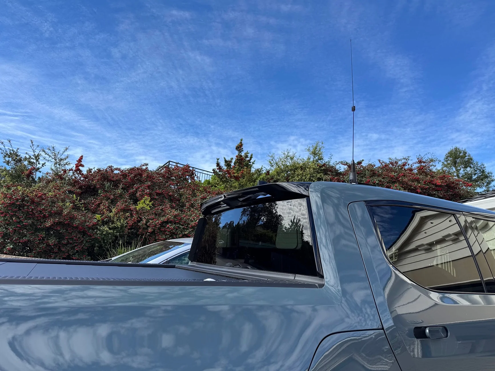 Rivian R1T R1S 50W Mobile GMRS Hidden Install - Midland MXT575 (full DIY build) IMG_2674