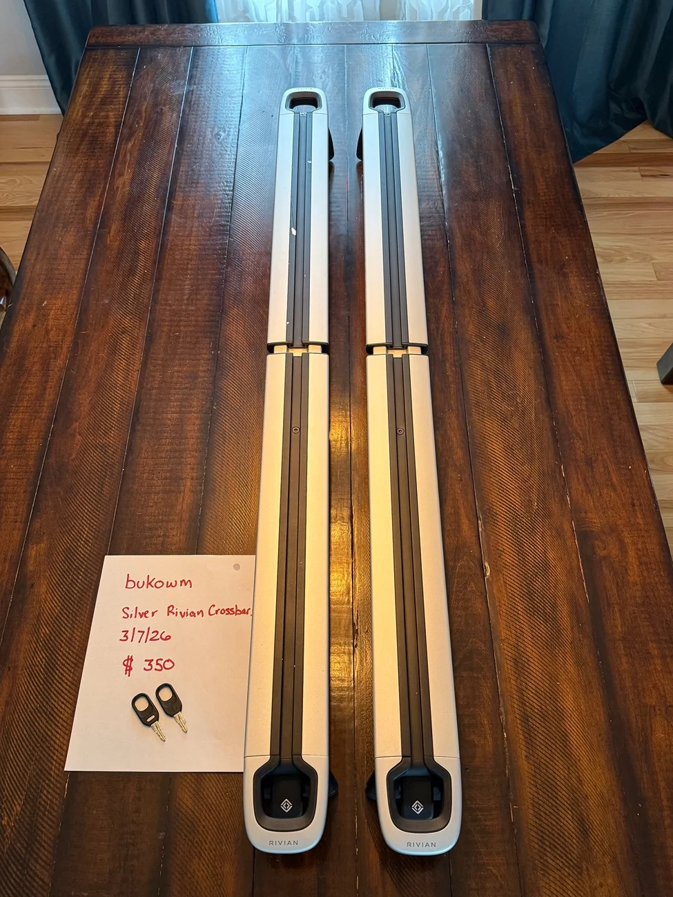 Rivian R1T R1S Silver Rivian Crossbars with Keys IMG_0953