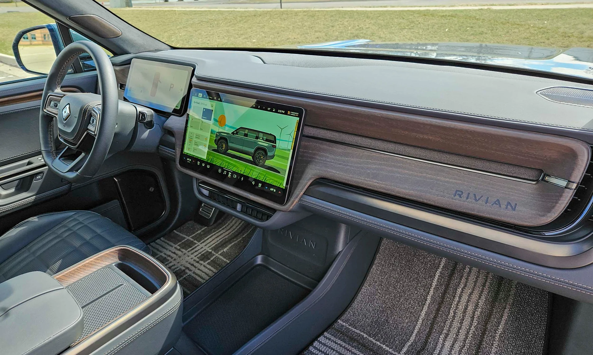 Rivian R1T R1S WTB - Plaid Floor Mats for Quad or Tri Max Ascend Interior 2025-Rivian-R1S10