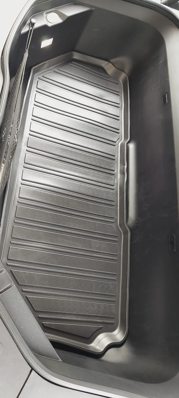 Rivian R1T R1S 2022 R1T Adventure 20241130_121116