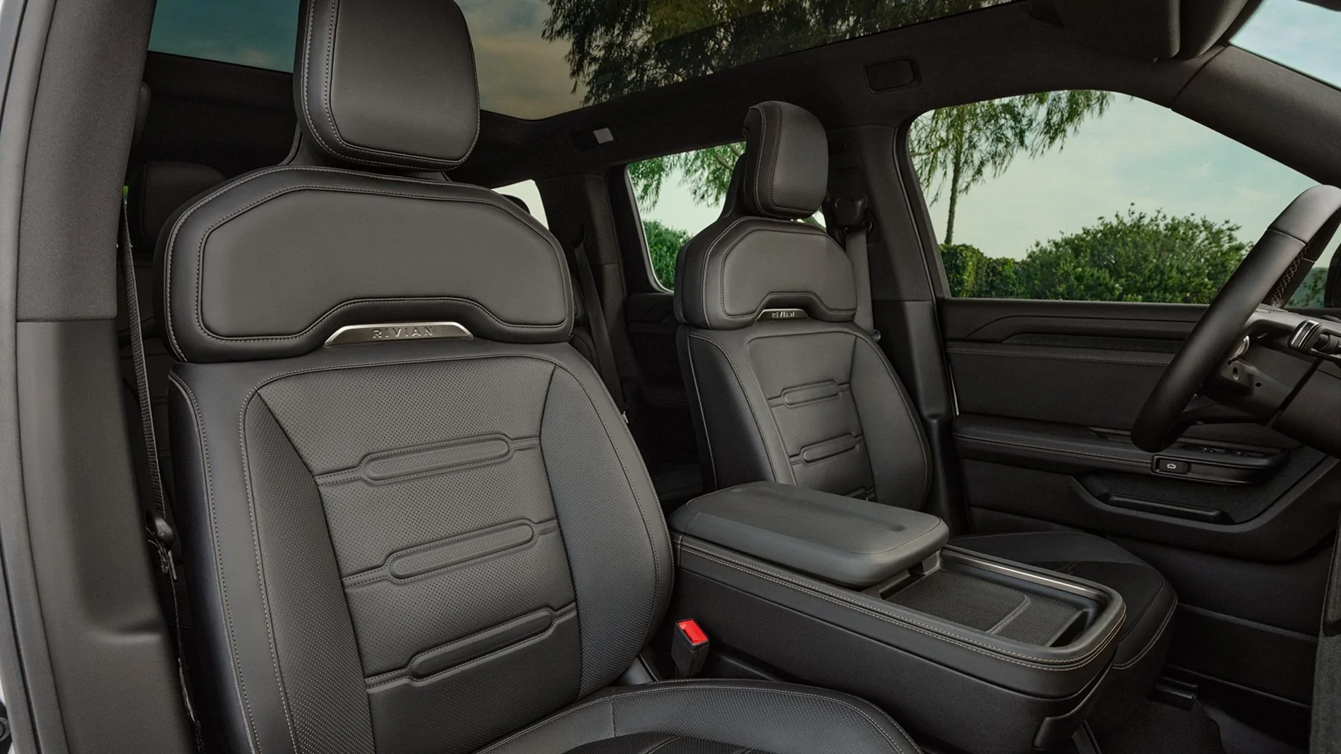 Rivian R1T R1S 2027 R2 Reveal! Specs, Pricing, Range, Dimensions, Wallpapers, Colors, Interiors HDOCTgZXYAAmXFI