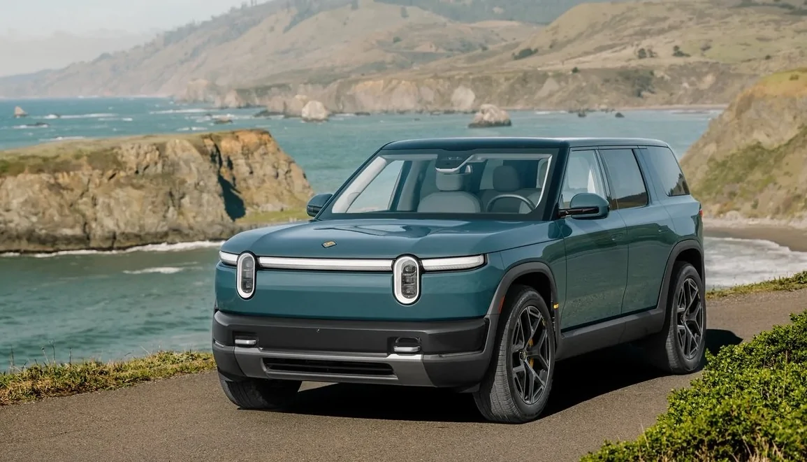Rivian R1T R1S 2027 R2 Reveal! Specs, Pricing, Range, Dimensions, Wallpapers, Colors, Interiors HDODSoTXIAAiYVH