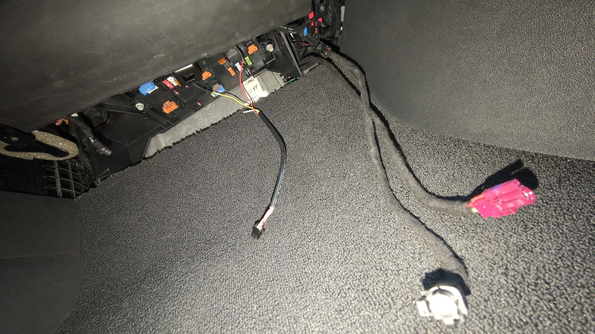 Rivian R1T R1S How to tow a Salvage R1T 17740405333046190341803781986982
