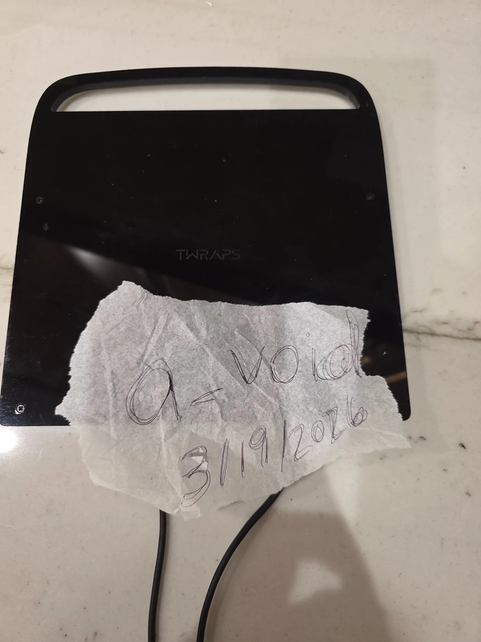 Rivian R1T R1S TWRAPS wireless phone charger 1000009679