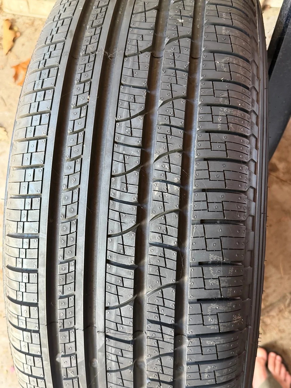 Rivian R1T R1S New OEM 21” road wheel and tire for sale $600 IMG_5643