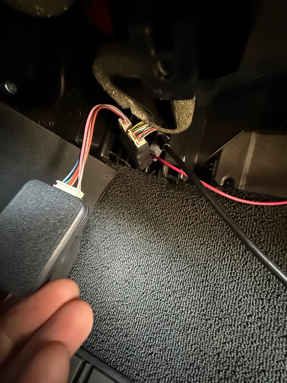 Rivian R1T R1S Comma 4 install help - longitudinal control not working IMG_9613