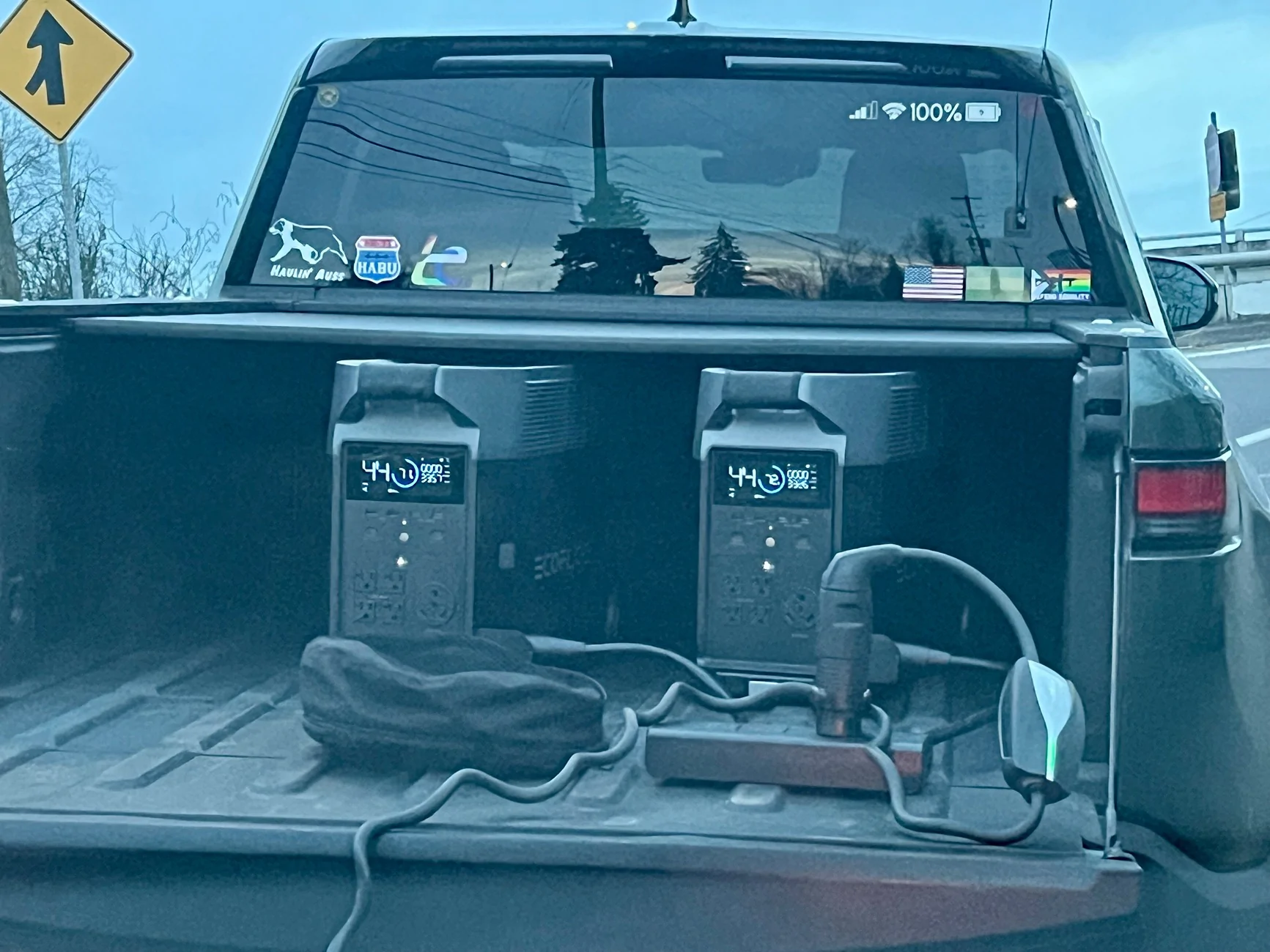 Rivian R1T R1S Charging a Rivian with an Ecoflow Delta Pro IMG_4469