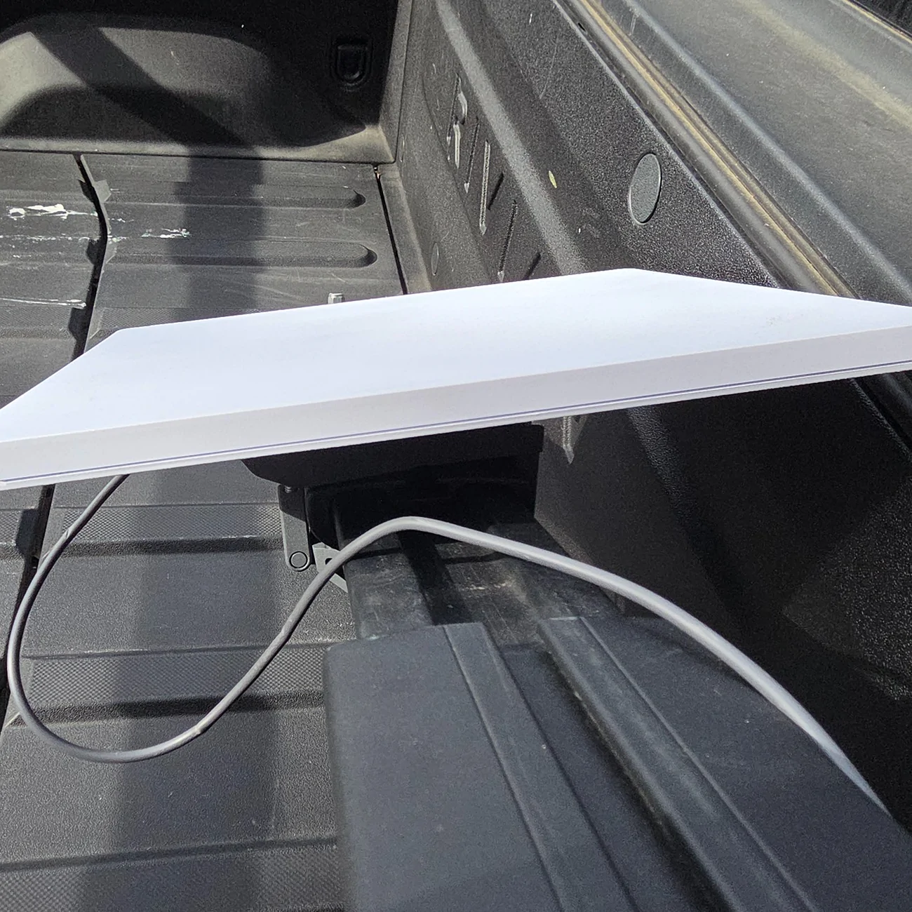 Rivian R1T R1S Starlink Mini Fire Sale ($199) --  My experience with the service 21213