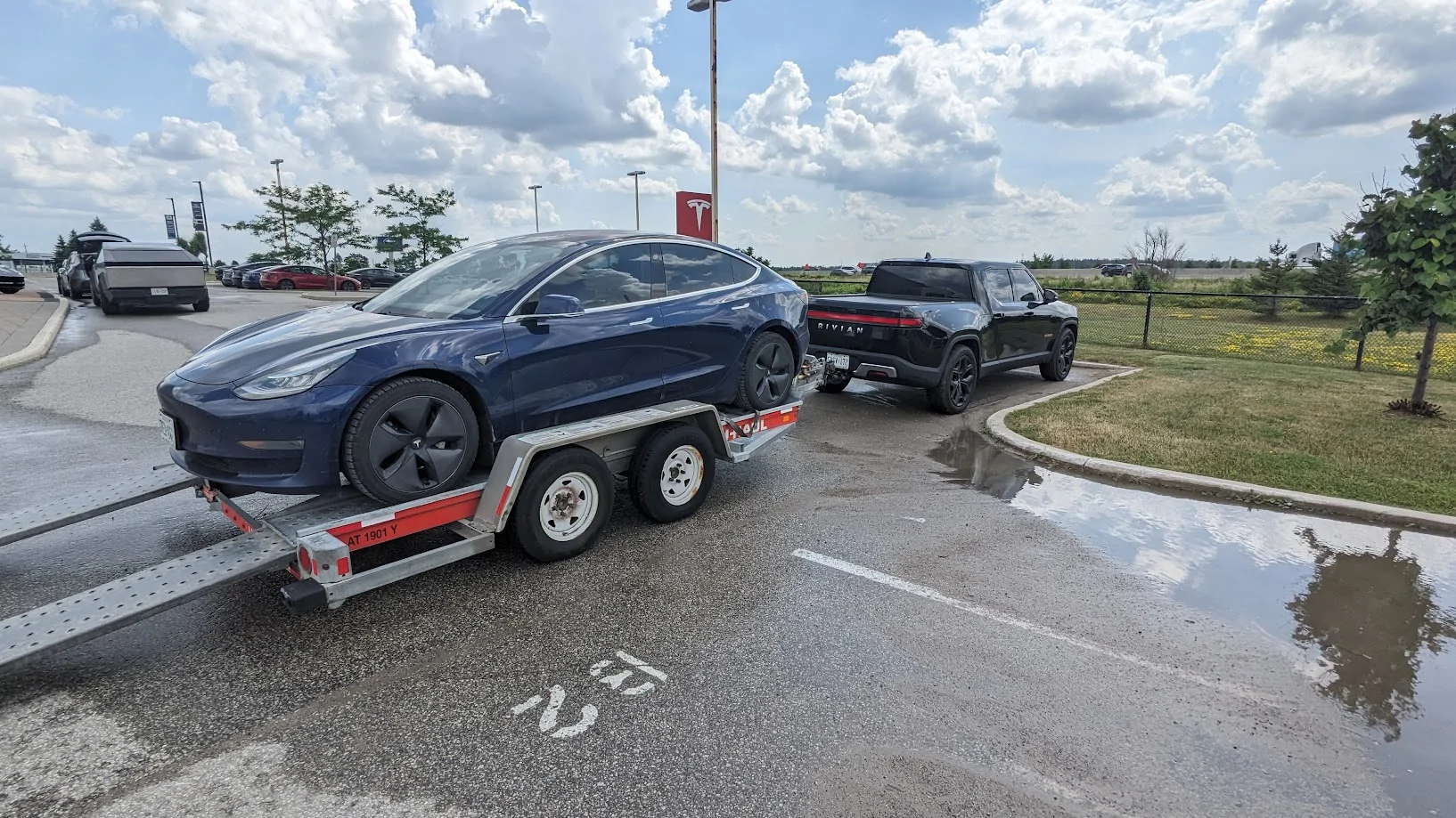 Rivian R1T R1S What Are You Hauling (or Hauled) in your Rivian? 🦾 PXL_20250705_194446112