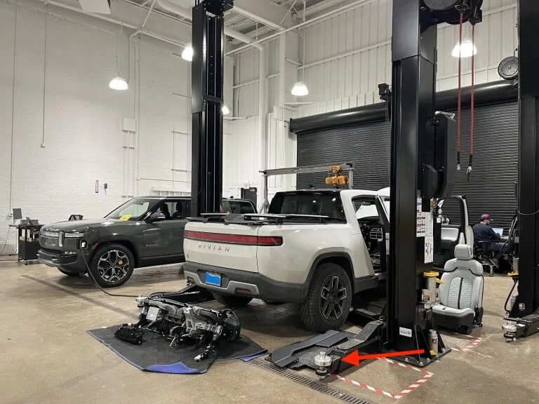 Rivian R1T R1S Running Boards Service Question. 00E3YFpTlSoxiHFy8ov1ohT-23.fit_lim.size_768x