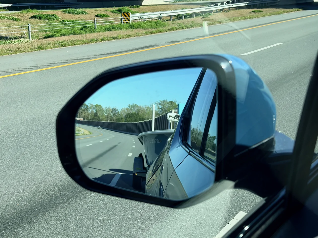 Rivian R1T R1S Towing + Efficiency: Please post your experience! IMG_9098