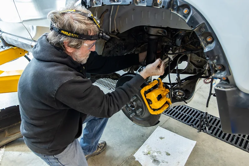 Rivian R1T R1S College Students Rebuilding R1S Rear Suspension 55164142281_3d1b67719f_c