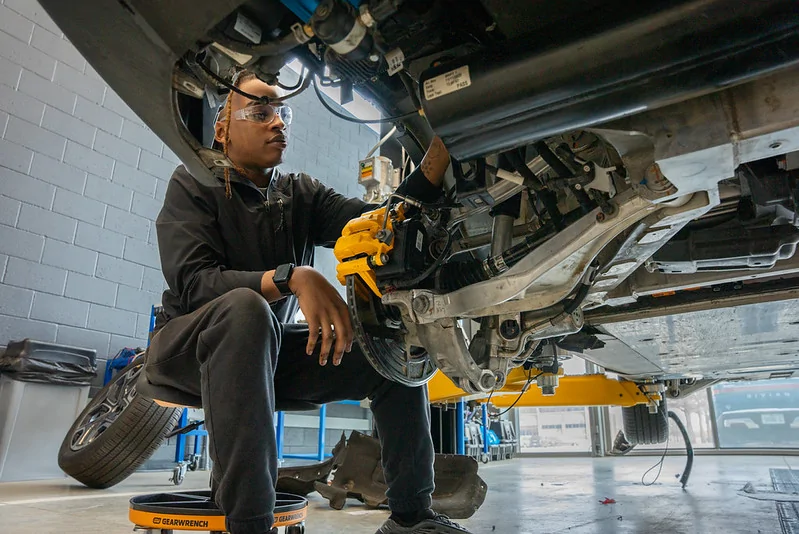 Rivian R1T R1S College Students Rebuilding R1S Rear Suspension 55152577682_34b0e4e968_c