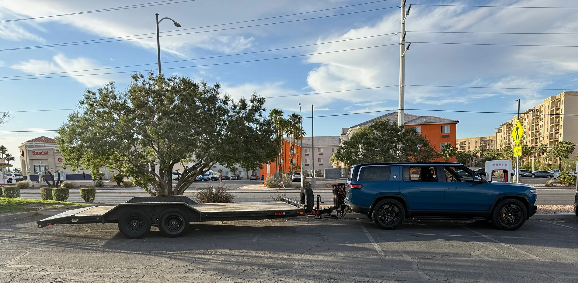 Rivian R1T R1S Seeking advice for towing a car IMG_1250