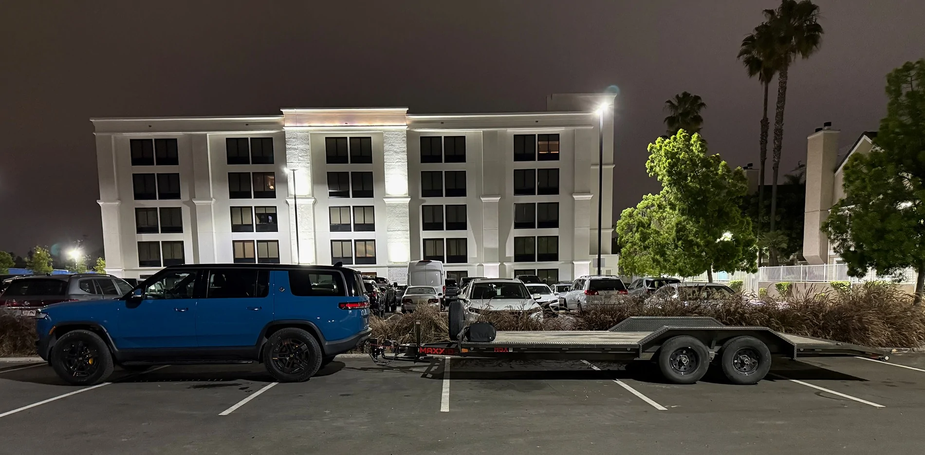 Rivian R1T R1S Seeking advice for towing a car IMG_1264