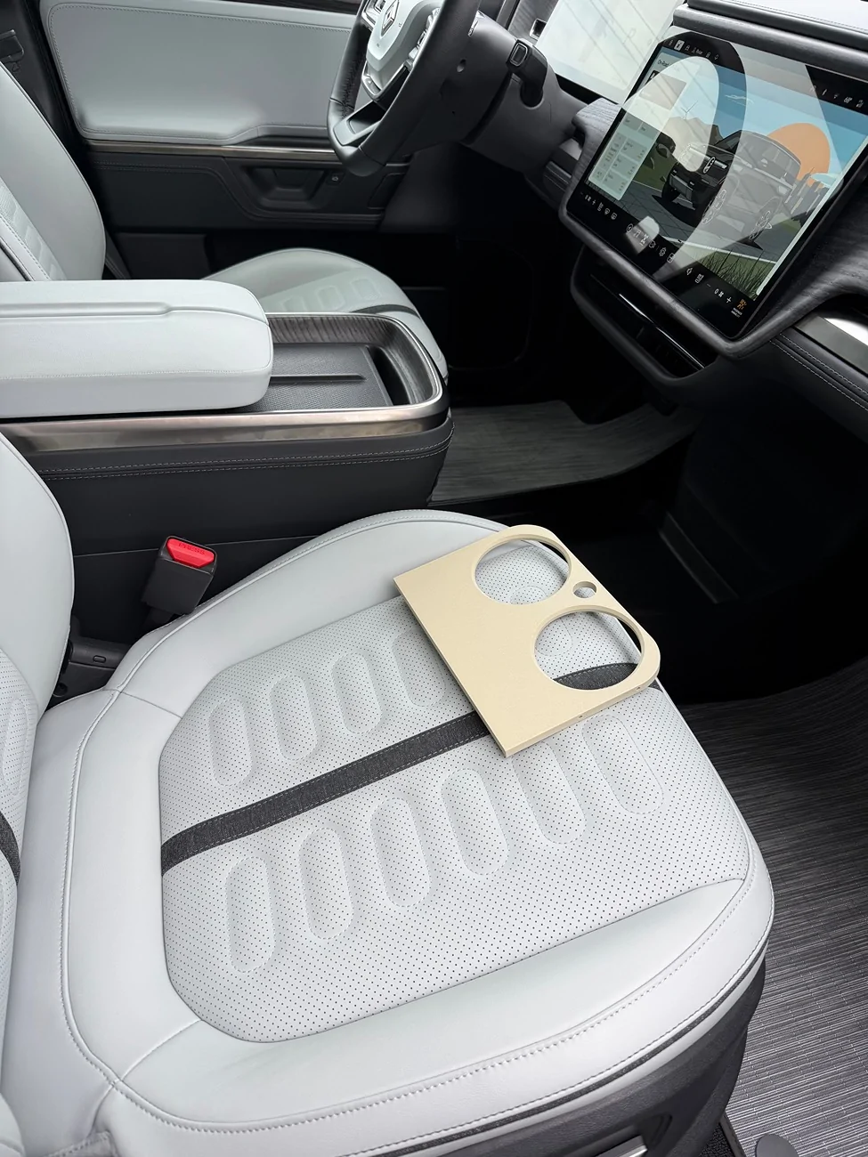 Rivian R1T R1S R1T / R1S Sliding Center Storage System (Gen 2) by JC310Designs IMG_1951