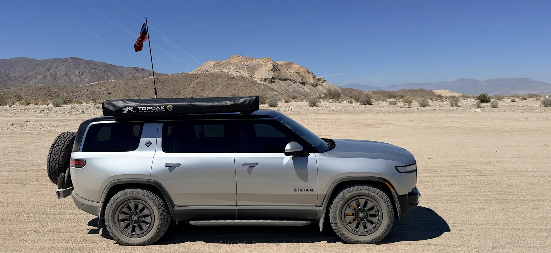Rivian R1T R1S Rivian Partners with EV Sportline to Offer R1T Bed Extender Through Official Gear Shop IMG_5901