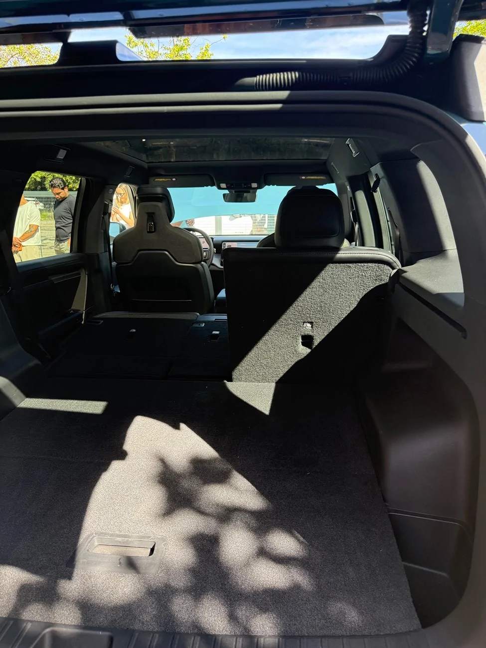 Rivian R1T R1S R2 at Venice Beach Block Party (Catalina Cove, Launch Green, Half Moon Grey, Glacier White, Midnight Black) 152518-84d8395a11896fb1f8cf540b96bb3cbd (1)