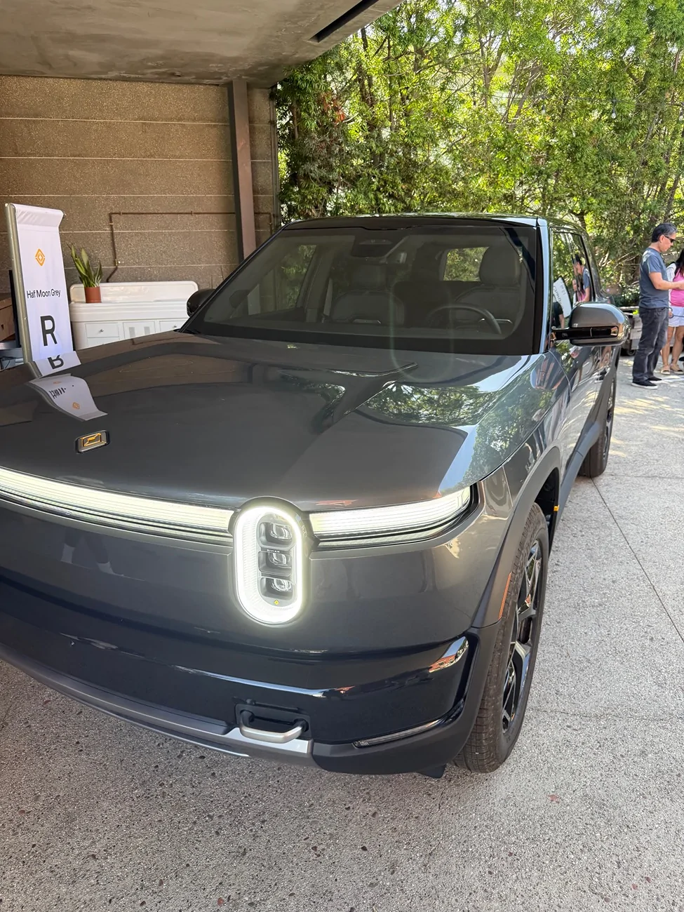 Rivian R1T R1S R2 at Venice Beach Block Party (Catalina Cove, Launch Green, Half Moon Grey, Glacier White, Midnight Black) 152518-84d8395a11896fb1f8cf540b96bb3cbd (1)