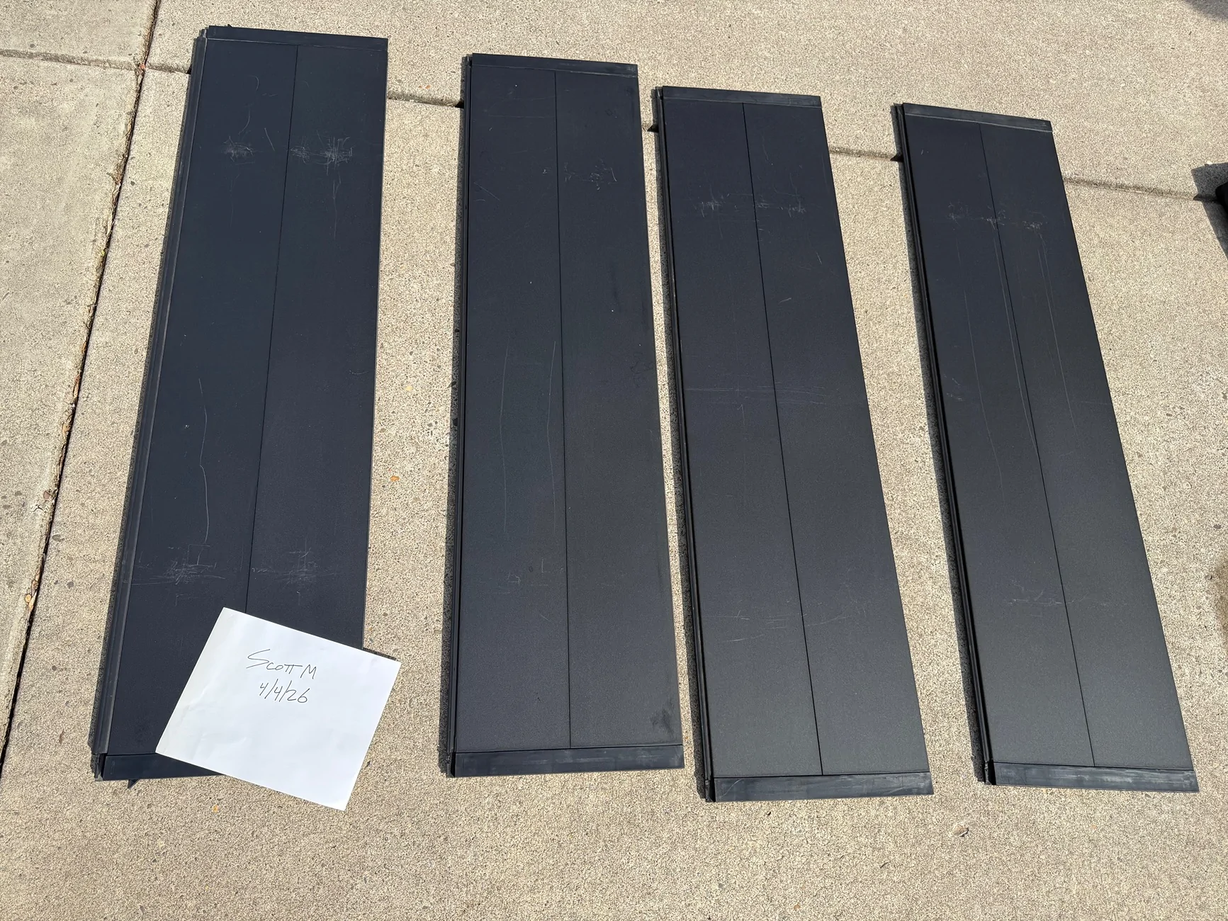 Rivian R1T R1S Rivian Manual Tonneau Cover, $400 OBO IMG_0008