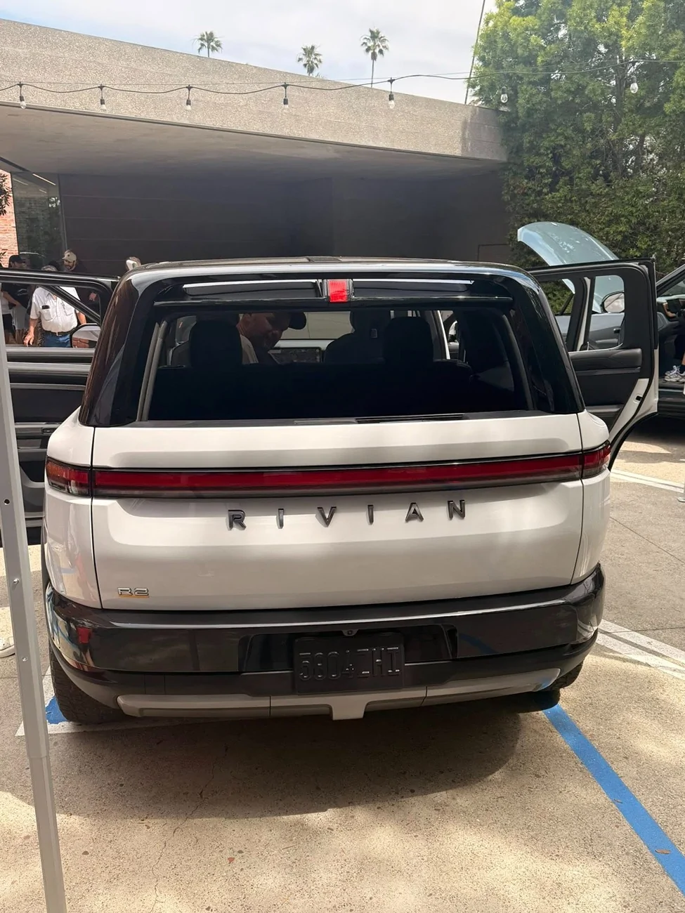 Rivian R1T R1S R2 at Venice Beach Block Party (Catalina Cove, Launch Green, Half Moon Grey, Glacier White, Midnight Black) 660978106_27176308421956046_1146145304735859052_n