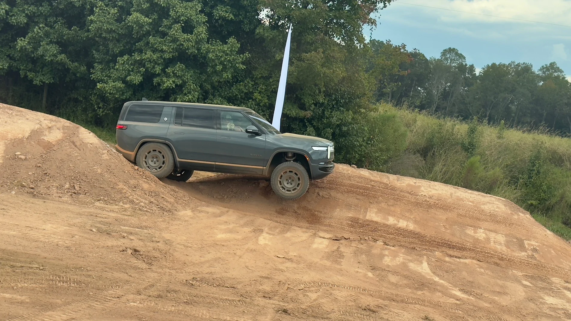 Rivian R1T R1S Update on new Georgia plant - site development resumed IMG_9881