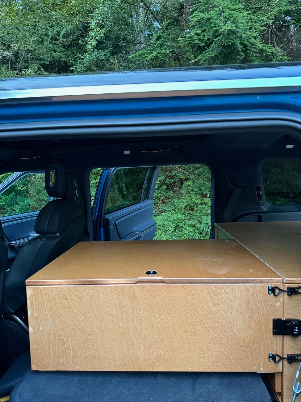 Rivian R1T R1S 2023 Rivian R1S, Adventurer's Dream Package, Quad-Motor $62000 E69B3CFC-E541-4B8C-8E50-5EFC272E6B67