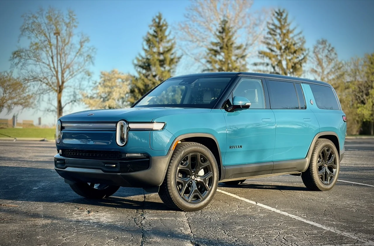 Rivian R1T R1S Nokian One HT 22" Tires installed review (aka, wow are the OEM Pirelli Scorpions terrible) Library - 5 of 10
