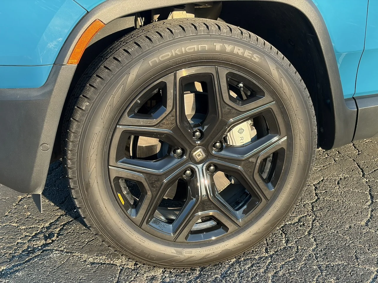 Rivian R1T R1S Nokian One HT 22" Tires installed review (aka, wow are the OEM Pirelli Scorpions terrible) Library - 6 of 10