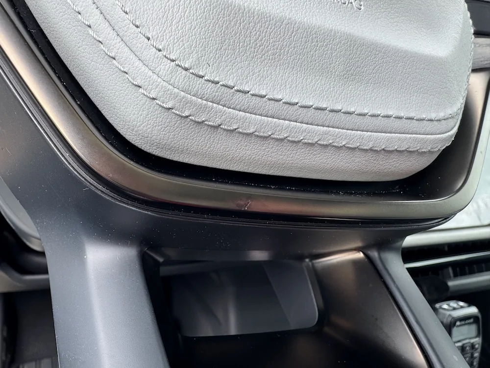 Rivian R1T R1S Ascend Bronze Trim - Rivian's "Apple Space Gray" problem IMG_3695