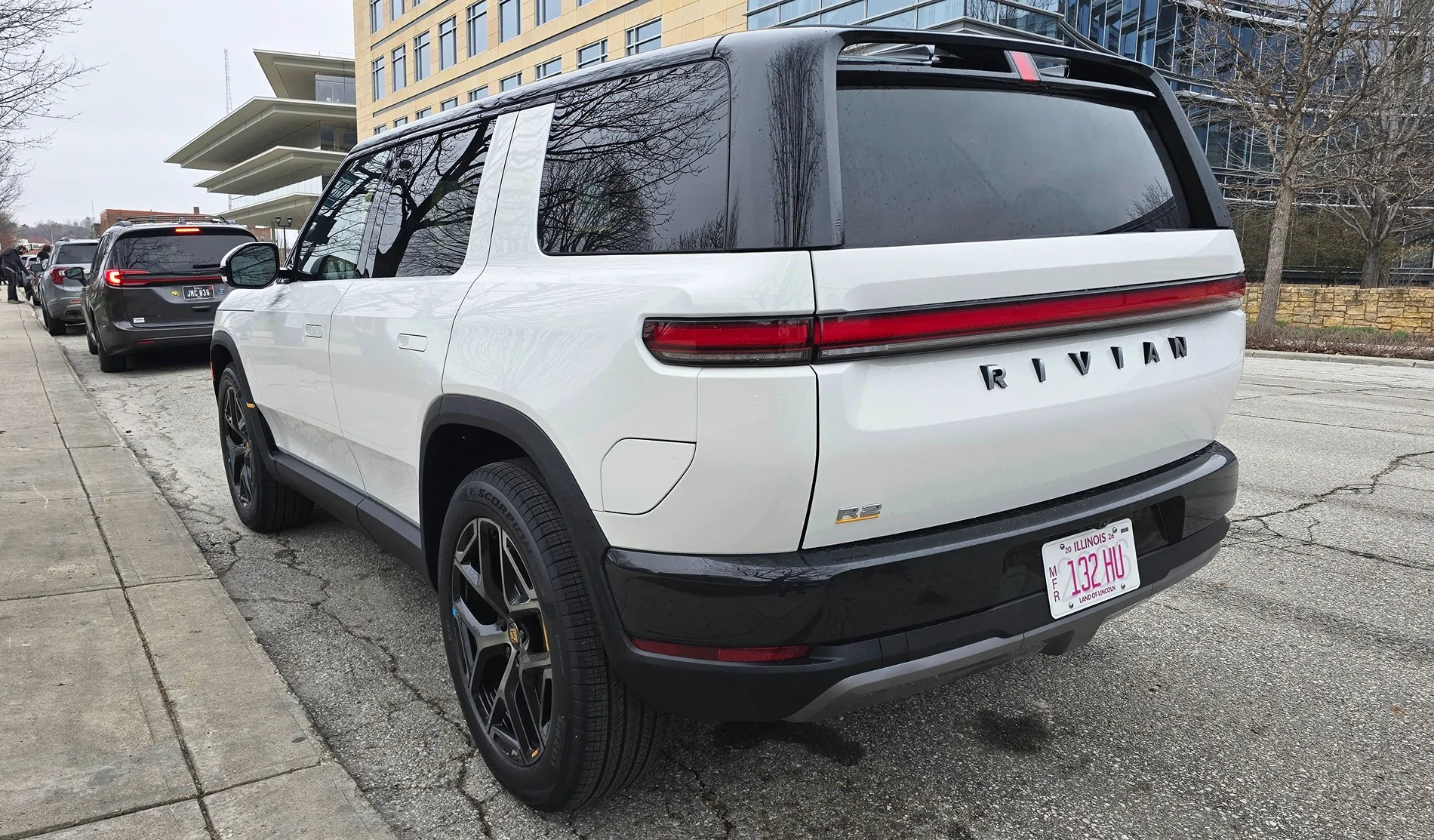 Rivian R1T R1S Glacier White R2 + Catalina Cove R2 in cloudy / overcast weather - photos Glacier White Rivian R2 8