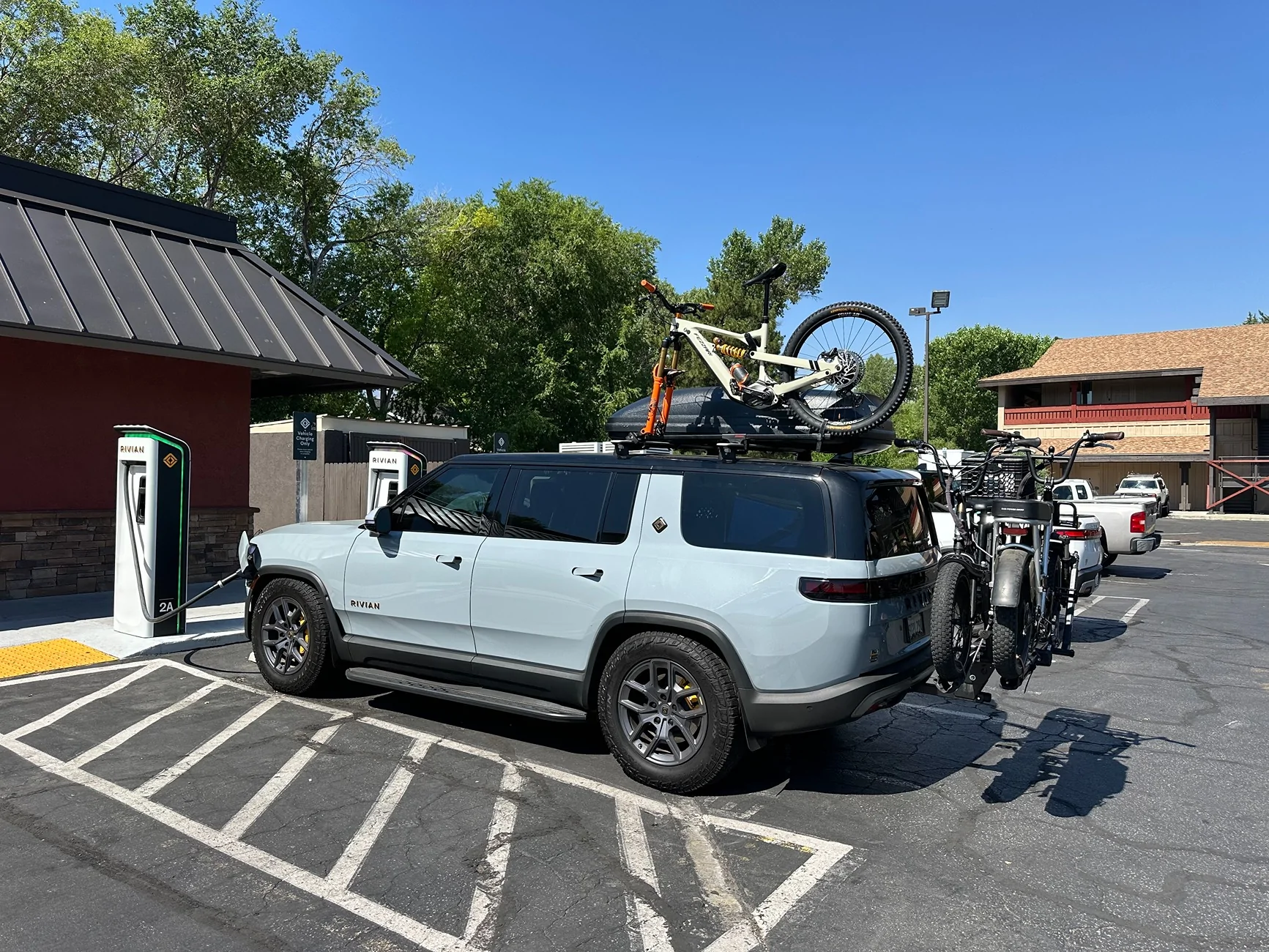 Rivian R1T R1S BestEvMod’s April Giveaway IMG_0540