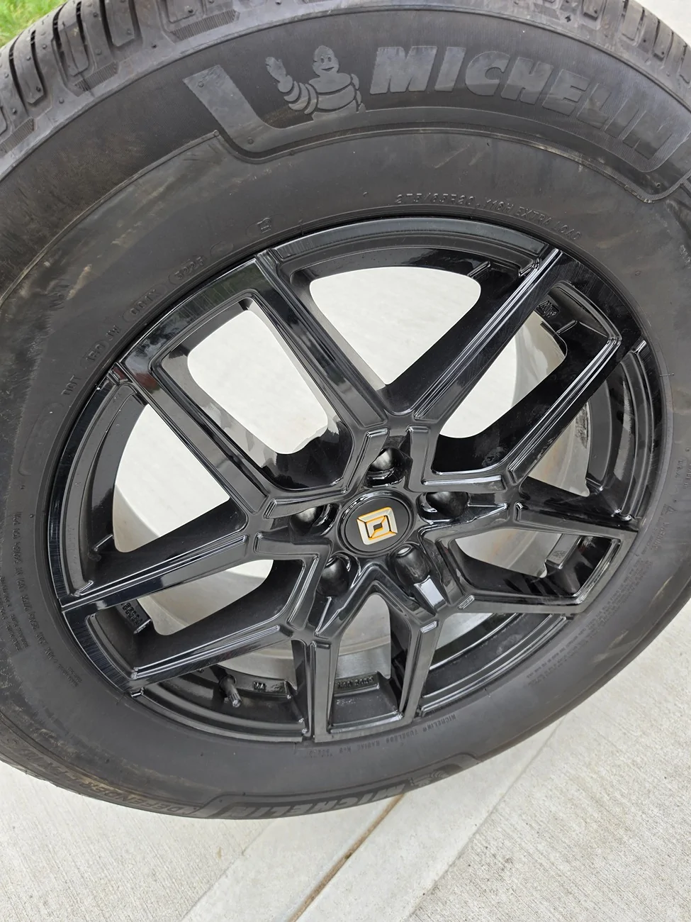 Rivian R1T R1S WTB: 20" All Terrain Wheels Dark 2650