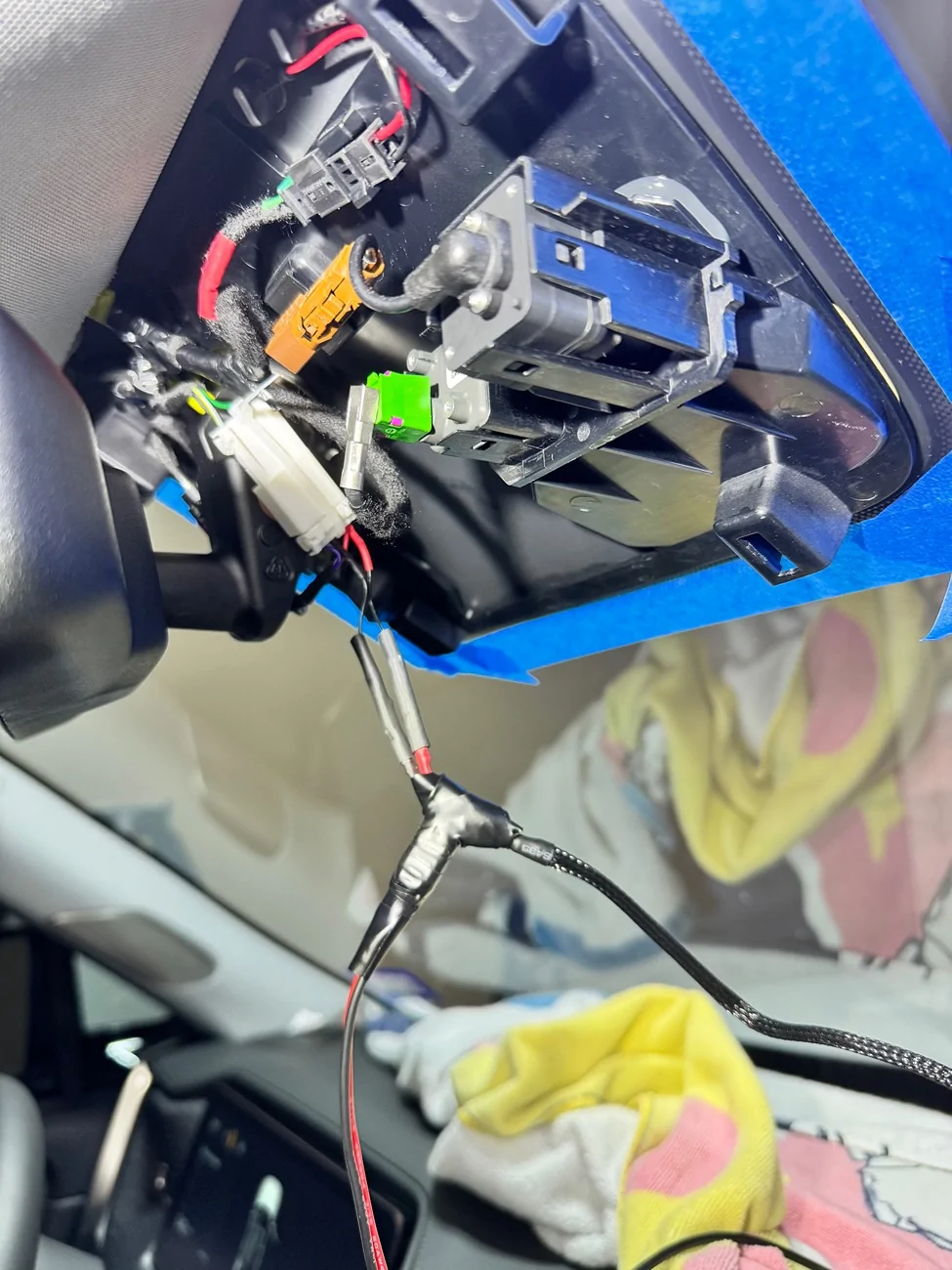 Rivian R1T R1S Radar & Dash Cam Combo 12V power from Review View Mirror IMG_0813