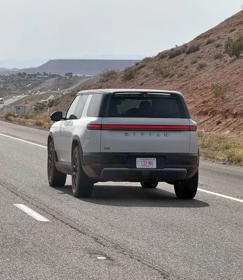 Rivian R1T R1S Glacier White R2 Rivians spotted in Irvine & LAX r2-on-i-15-s-between-st-george-and-vegas-v0-ir0a1edqgnvg1