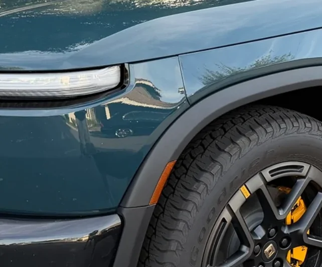 Rivian R1T R1S Crystal Cove R2 on 20" All Terrain AT Wheel (Performance Trim) - yesterday in Newport Beach 1776454171914-u6