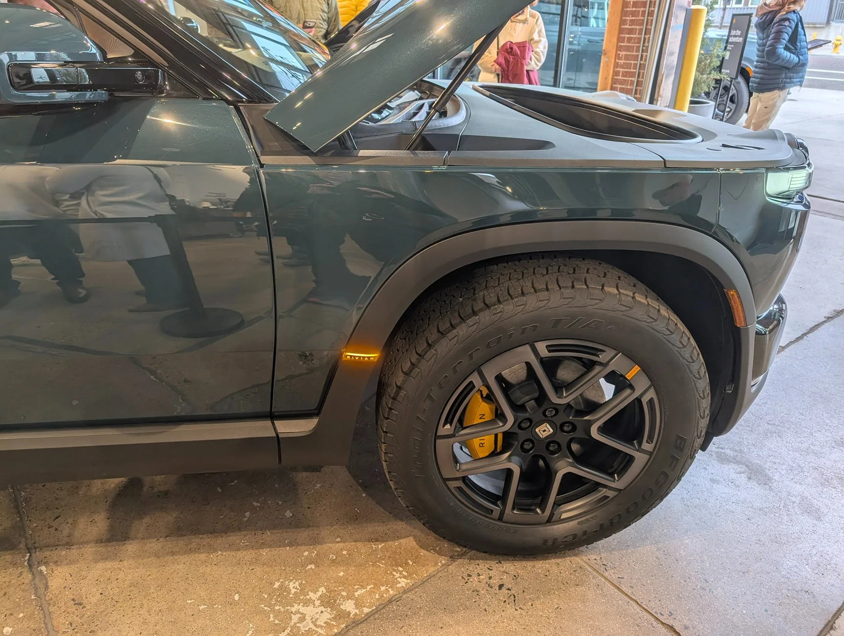 Rivian R1T R1S Crystal Cove R2 on 20" All Terrain AT Wheel (Performance Trim) - yesterday in Newport Beach PXL_20260417_155417282