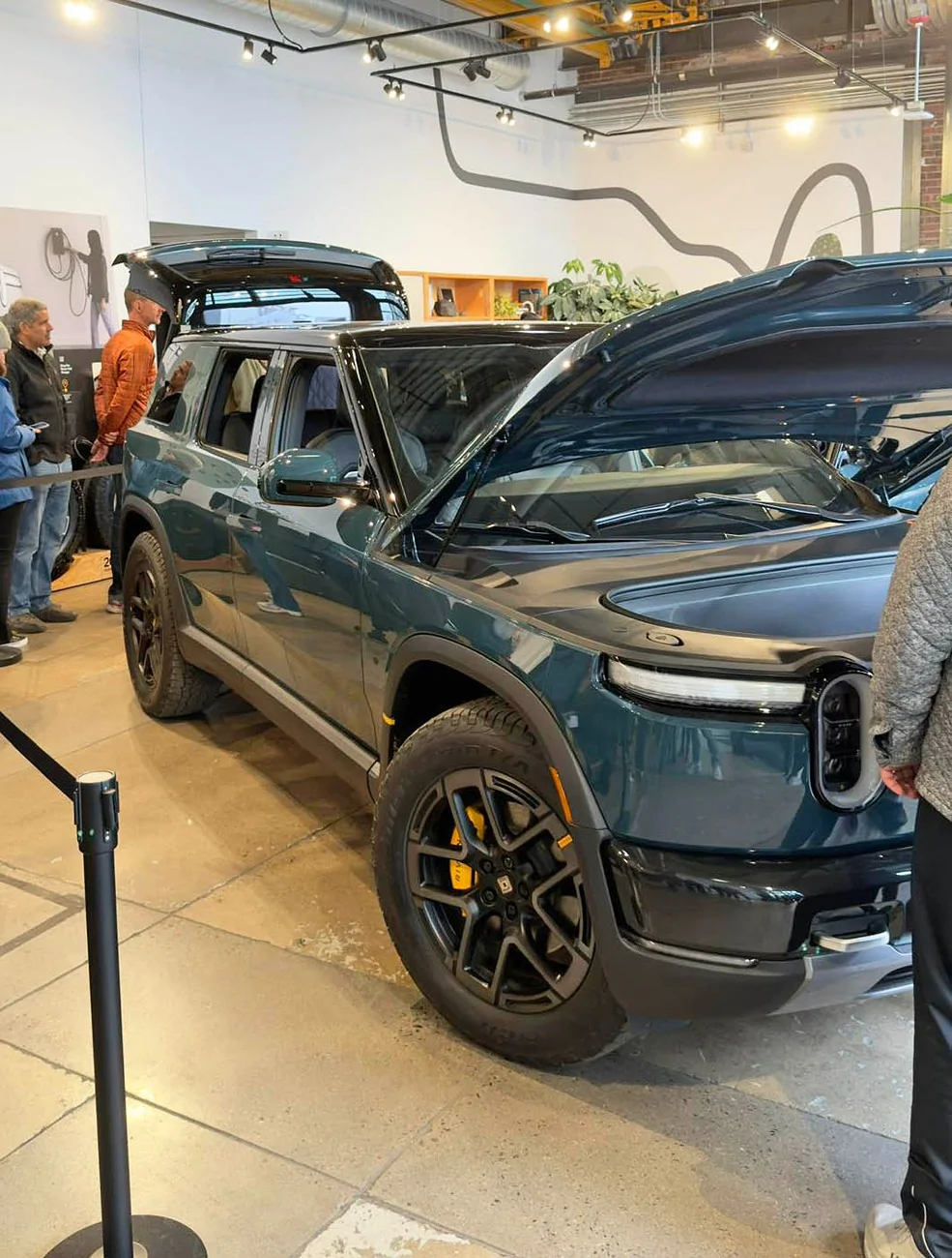 Rivian R1T R1S R2 w/ Colorado Governor + Rivian Block Party Photos (Midnight Black + Catalina Cove R2) 2027 Rivian R2 Catalina Cove 9