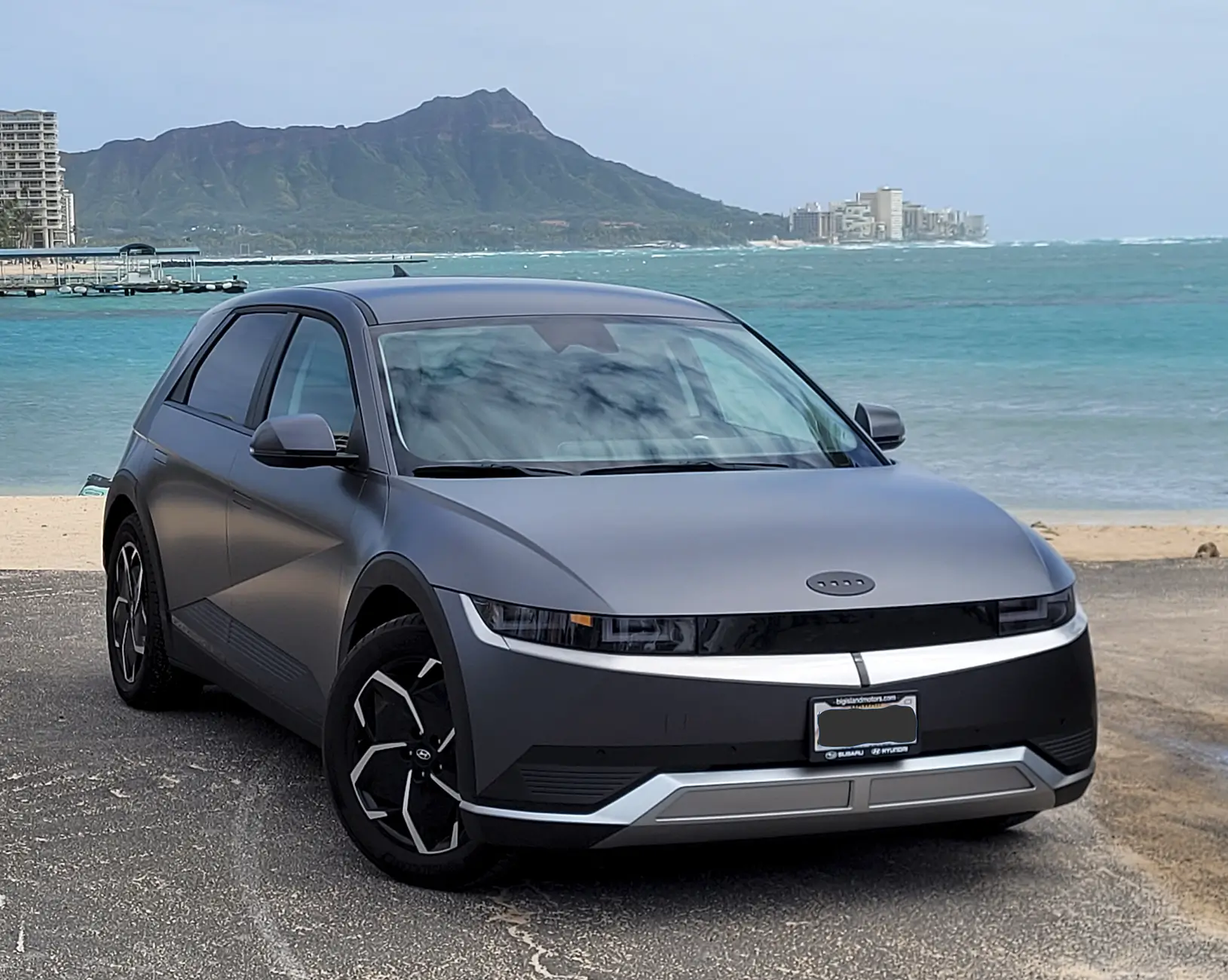 Rivian R1T R1S R2 vs Ioniq 5, Model 3, ID.4 -- comparison photos j4