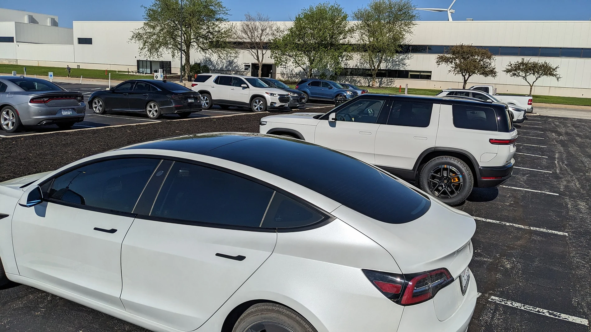 Rivian R1T R1S R2 vs Ioniq 5, Model 3, ID.4 -- comparison photos PXL_20260418_212057545