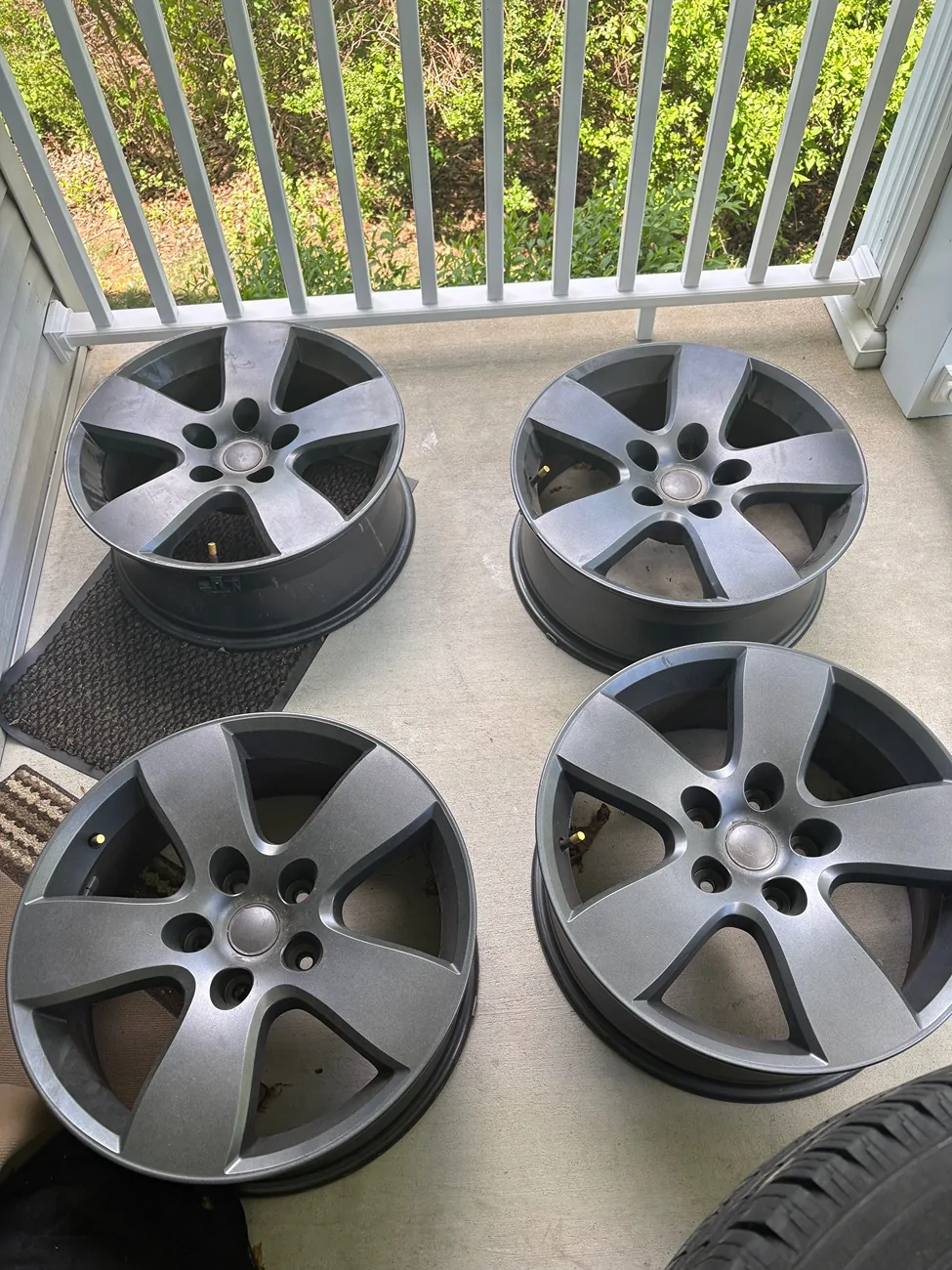 Rivian R1T R1S Powder coated dodge 2363 wheels, sensors, rings and Nokian One HT 275/65/20 with 60% tread IMG_1068
