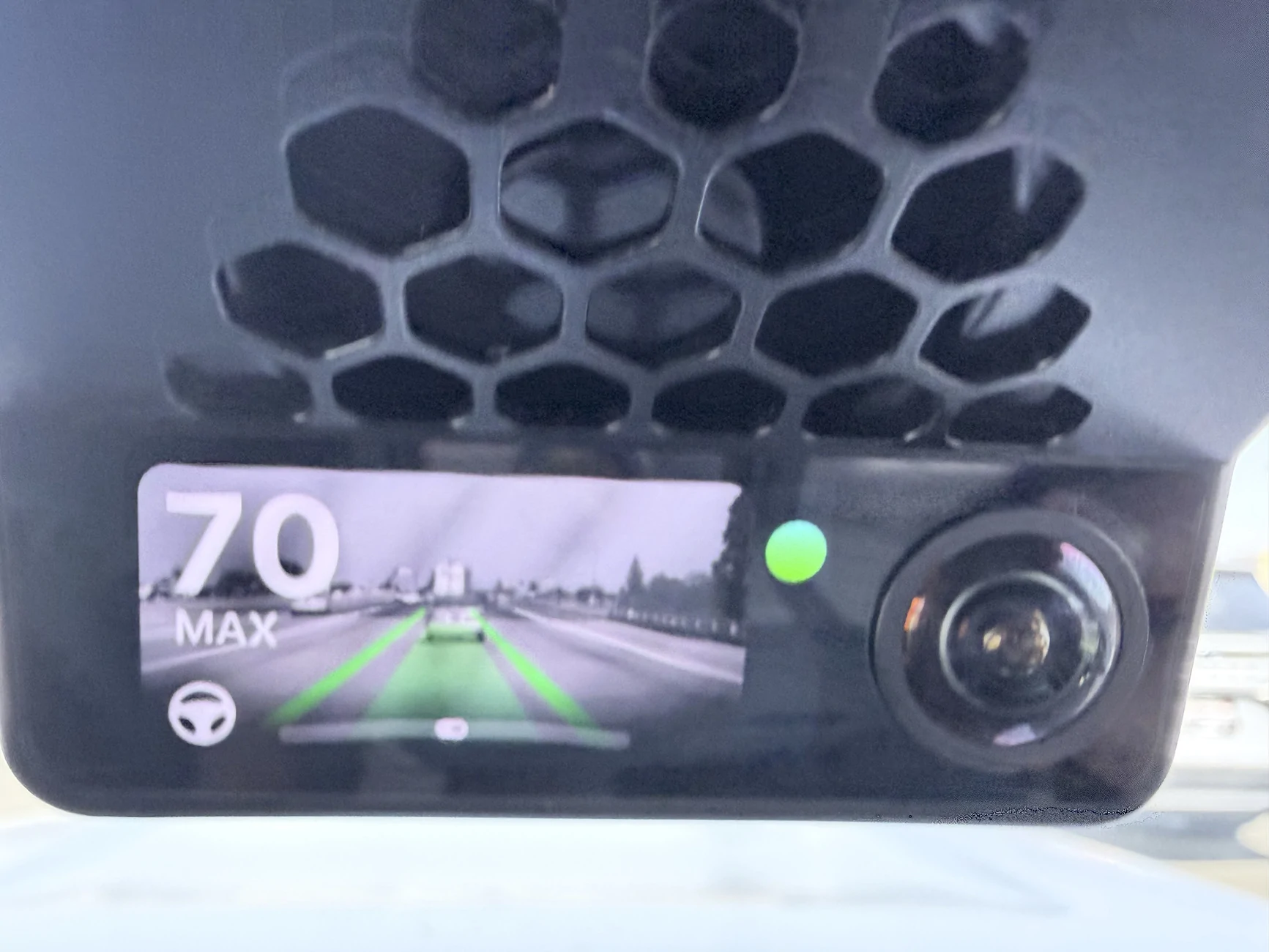 Rivian R1T R1S Comma 4 - can't get longitudinal enabled with lukas longitudinal harness IMG_1012