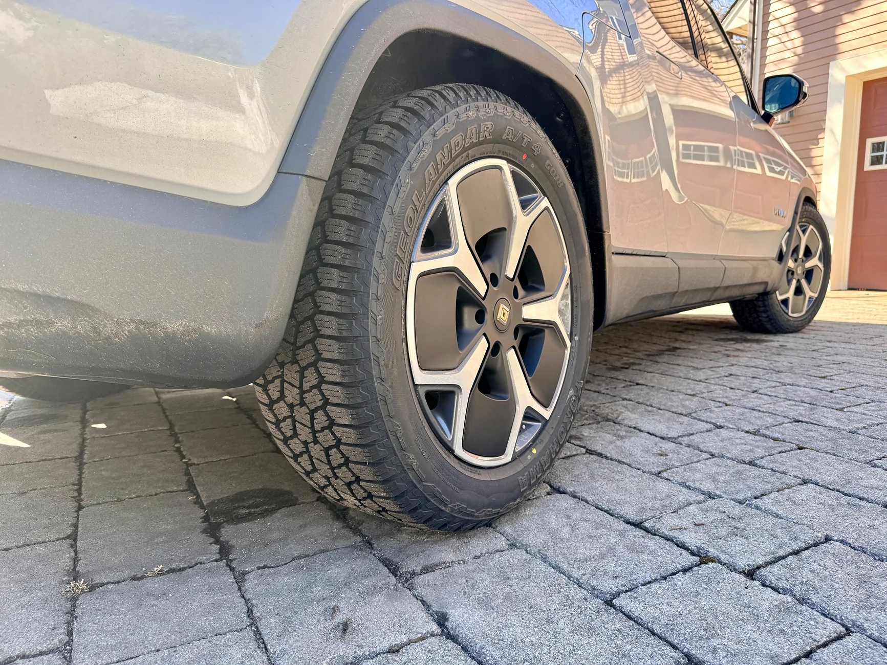Rivian R1T R1S Yokohama Geolandar A/T4 275/55R21 on 21" Aero Wheels — First Impressions Review IMG_2155