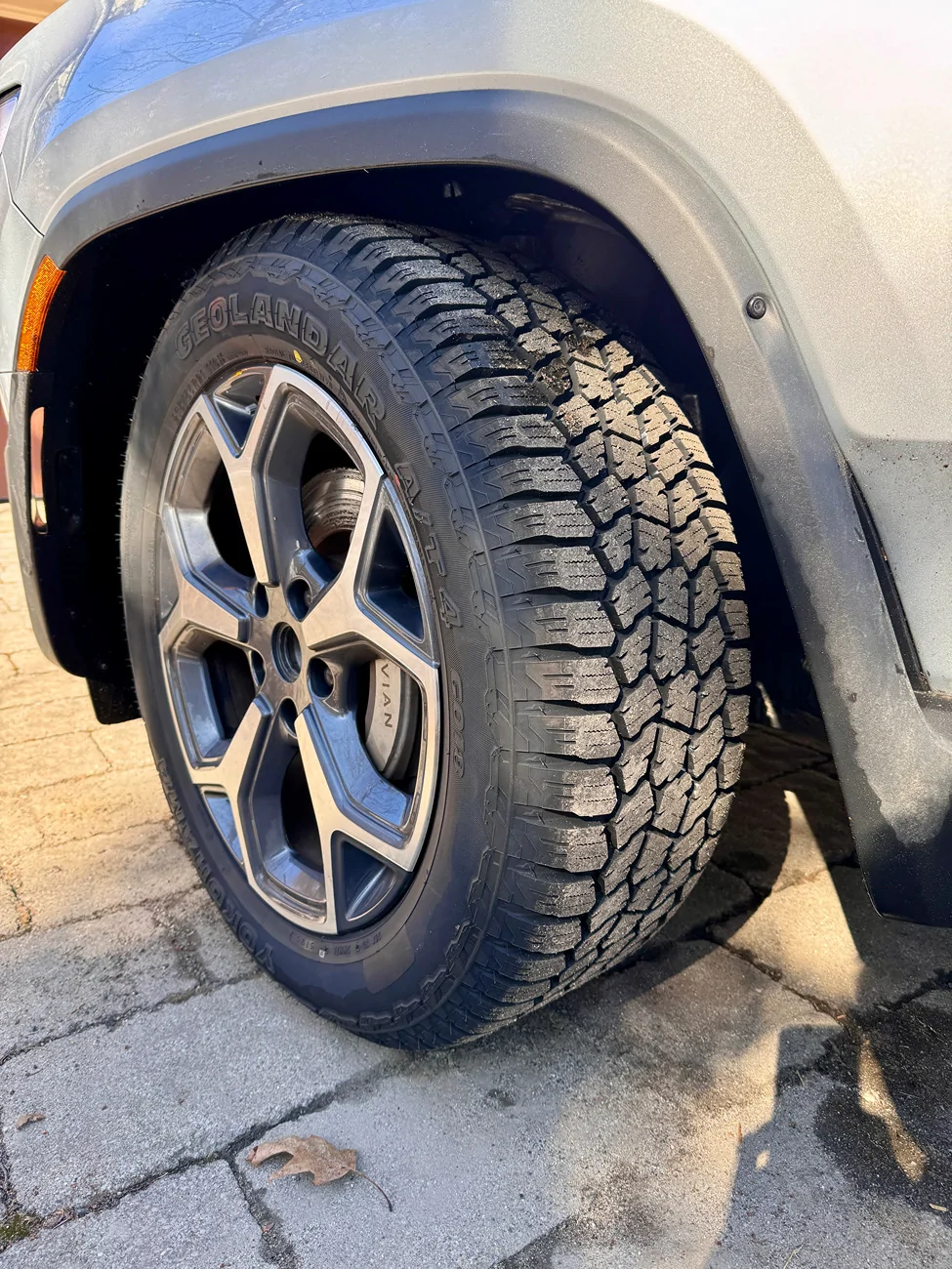 Rivian R1T R1S Yokohama Geolandar A/T4 275/55R21 on 21" Aero Wheels — First Impressions Review IMG_2151