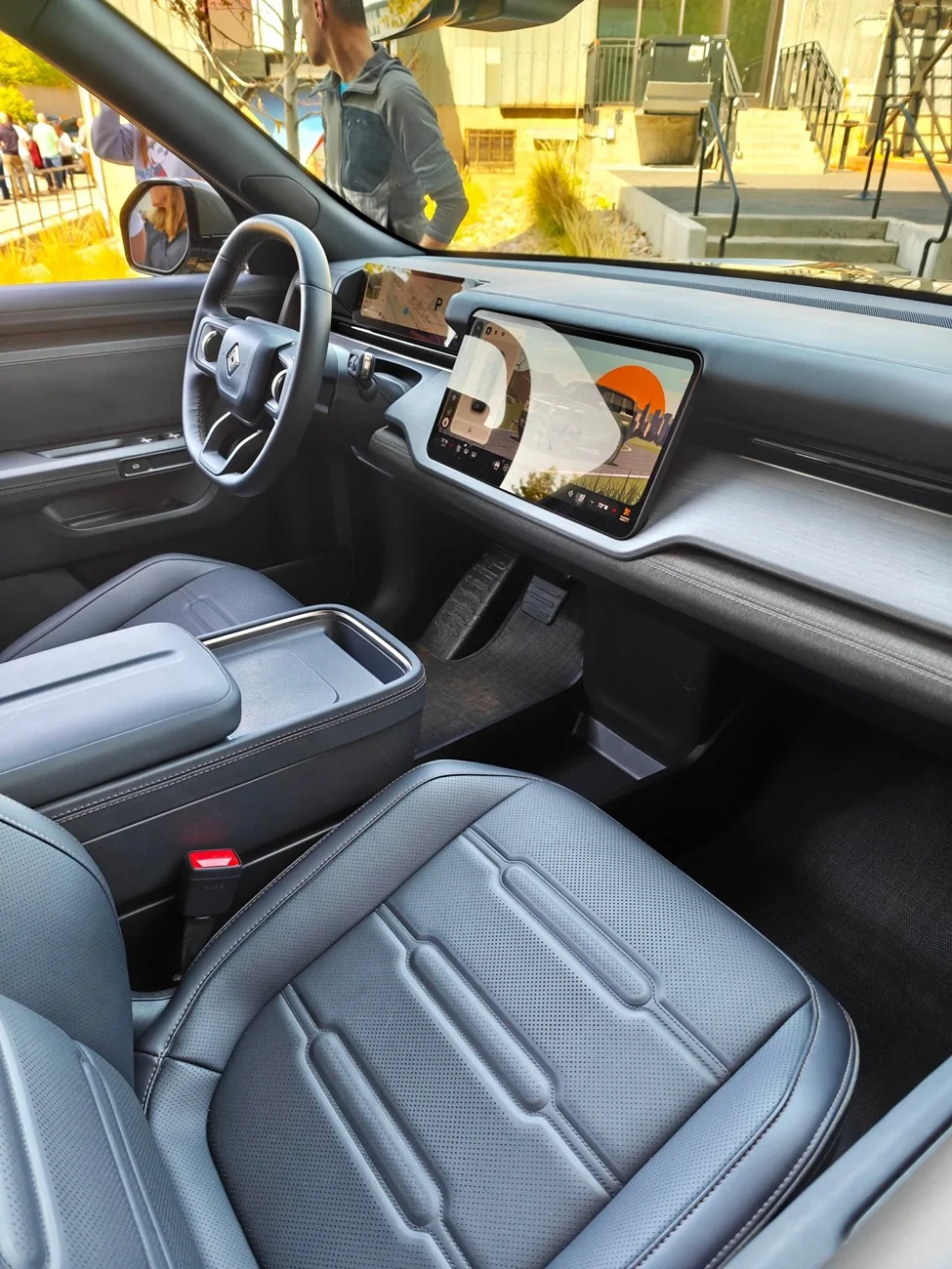 Rivian R1T R1S Launch Green R2 exterior & interior - latest pictures (block party & public sightings) Launch Green R2 Rivian Exterior & Interior pictures photos 9