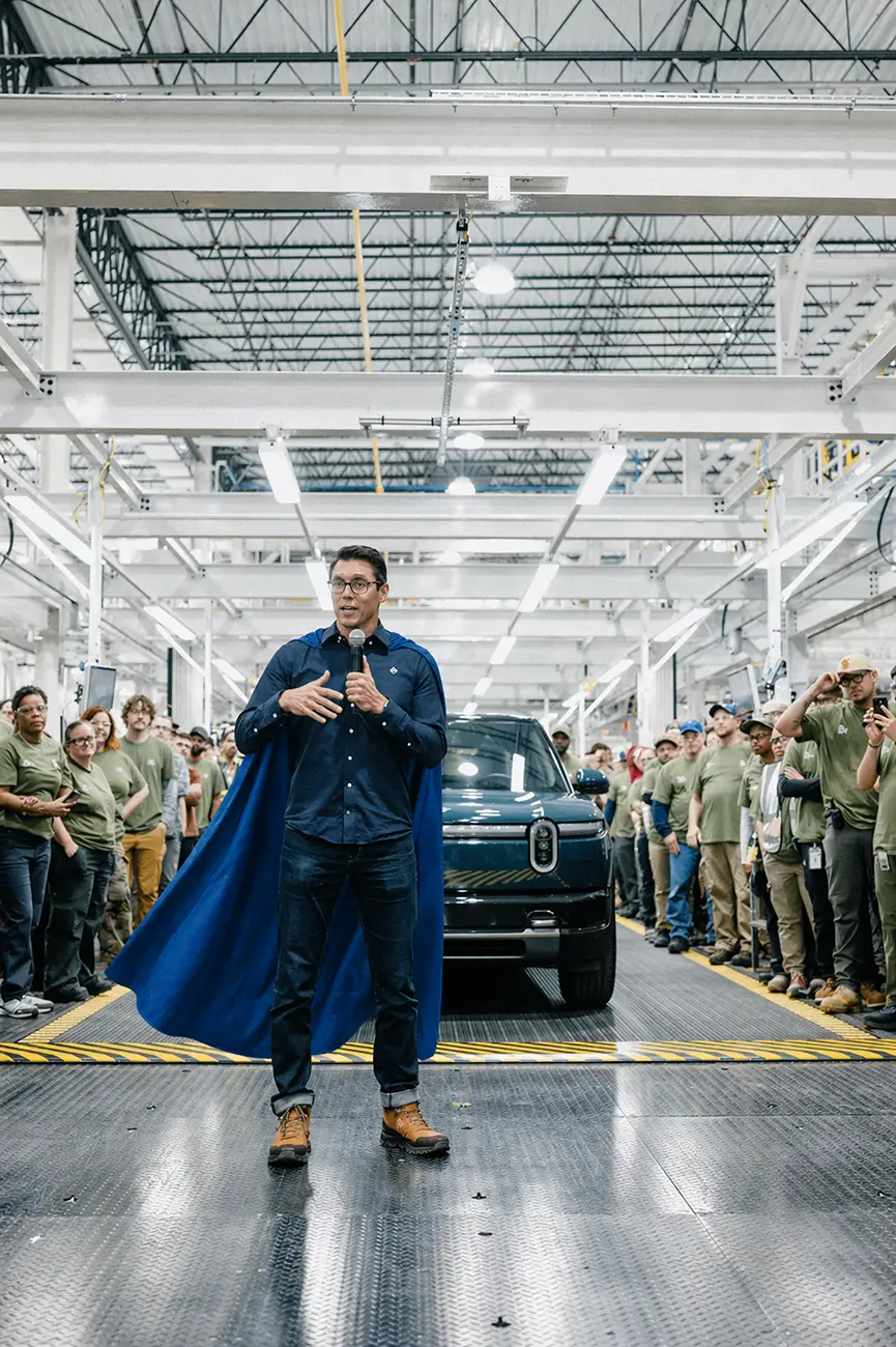 Rivian R1T R1S R2 customer production started today! R2 configurator / ordering starts June 2D16A84F-7997-4E70-BC66-2DEA8310D2D8