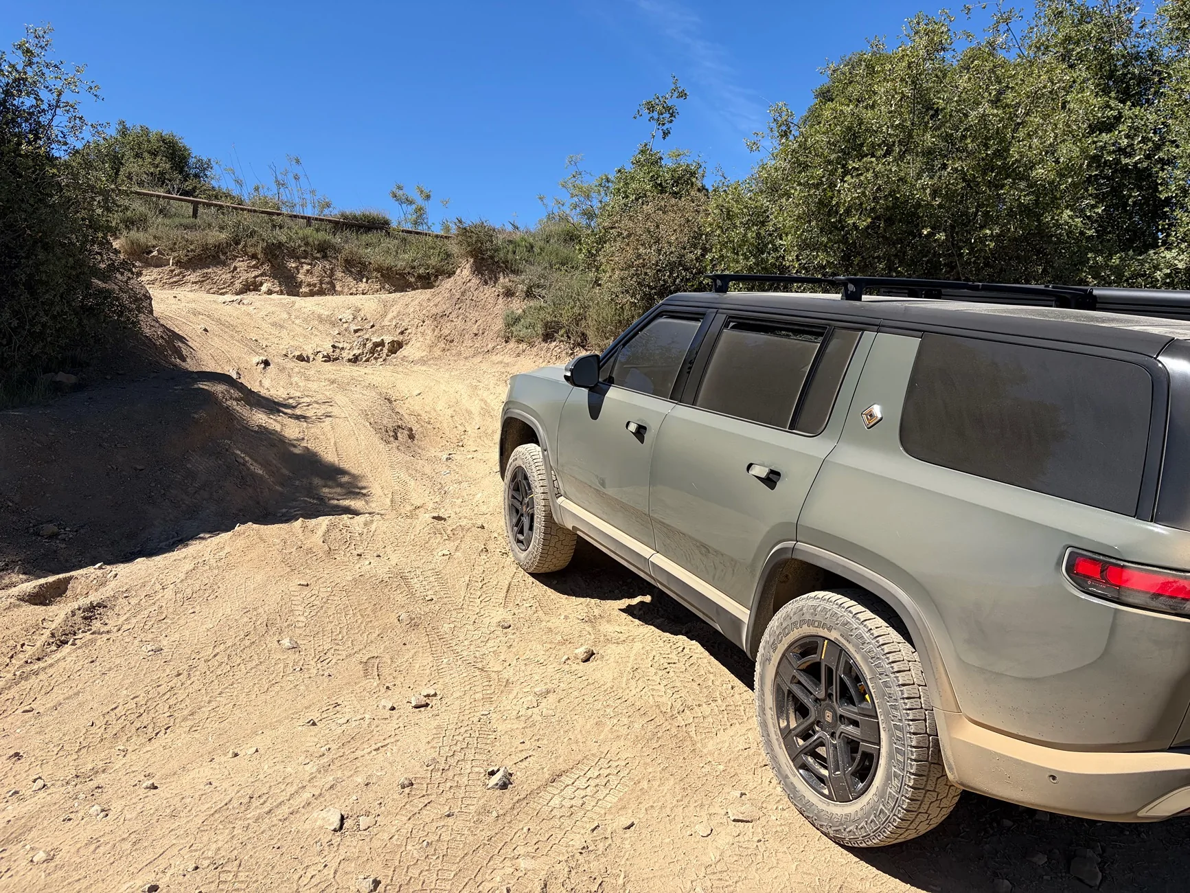 Rivian R1T R1S Santiago Peak Off-Roading IMG_9990