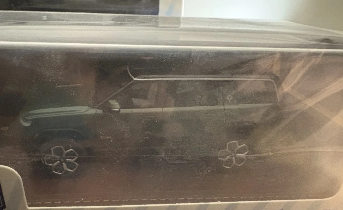 Rivian R1T R1S Last call very few left 1/43 R1S models IMG_2138