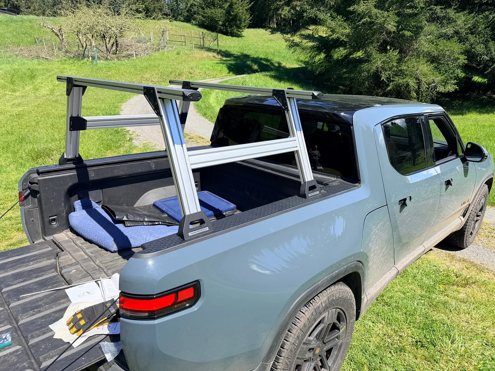 Rivian R1T R1S Range Industries Mariner Rack - $850 - Seattle area IMG_0936